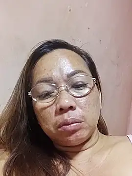 asianwet4u online show from February 7, 10:40 pm