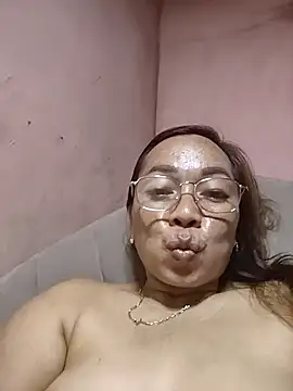 asianwet4u online show from November 26, 4:51 pm