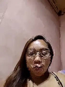 asianwet4u online show from March 28, 6:42 pm