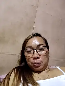 asianwet4u online show from March 4, 4:59 pm