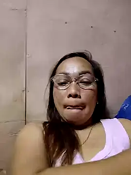 asianwet4u online show from January 11, 4:03 pm