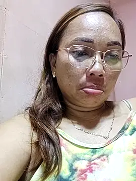 asianwet4u online show from November 27, 8:37 am