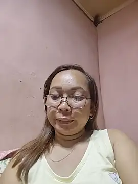asianwet4u online show from May 27, 4:25 pm