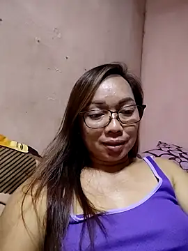 asianwet4u online show from April 5, 4:35 pm