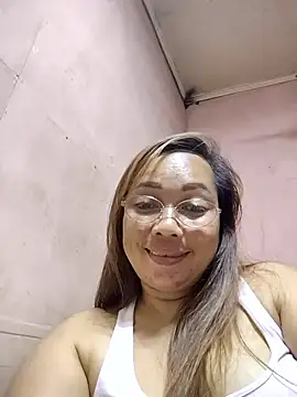 asianwet4u online show from January 18, 7:06 pm