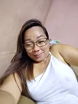 asianwet4u online show from April 5, 3:46 am