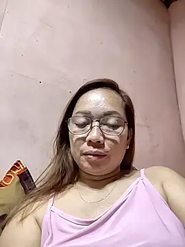 asianwet4u online show from May 24, 4:18 pm
