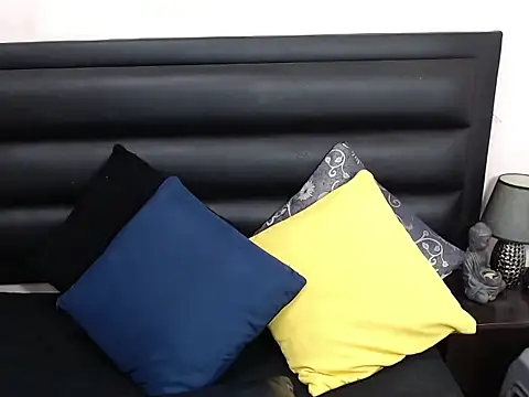 sensual nataliee online show from March 22, 1:23 pm