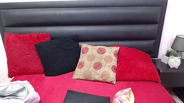 sensual nataliee online show from November 26, 2:39 pm