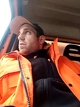 Codymc89 online show from December 17, 9:36 am