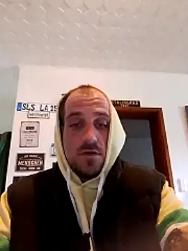 Codymc89 online show from May 13, 3:41 pm