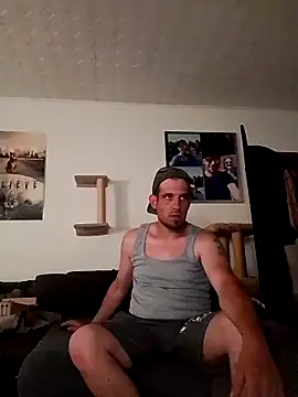 Codymc89 online show from May 26, 6:39 pm