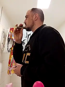 Codymc89 online show from March 26, 8:07 pm