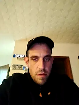 Codymc89 online show from November 3, 4:10 pm