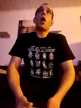 Codymc89 online show from December 18, 11:30 pm