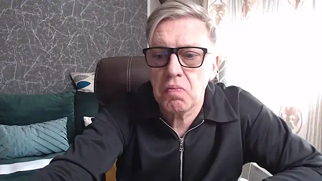 RobertStripX online show from March 1, 8:36 am