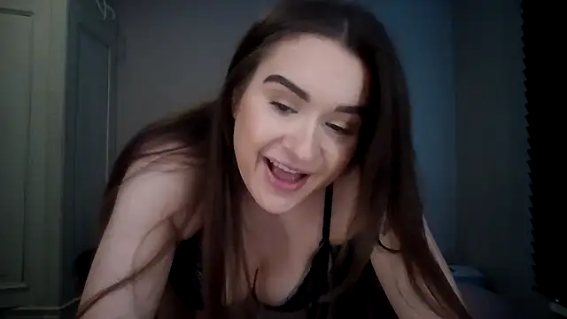 avajade online show from December 17, 11:48 am