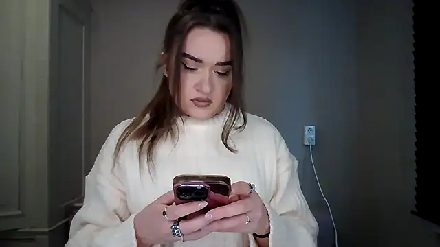 avajade online show from November 18, 9:56 am