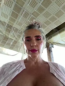 Snapshot of Alimela chatting on June 27, 3:18 pm Alimela online show from June 27, 3:18 pm