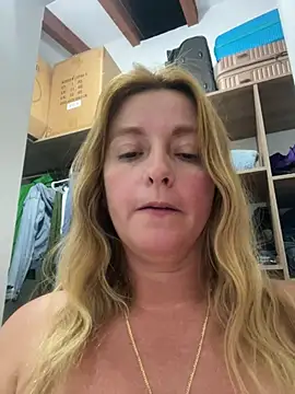 moniquerainx online show from July 21, 4:03 am