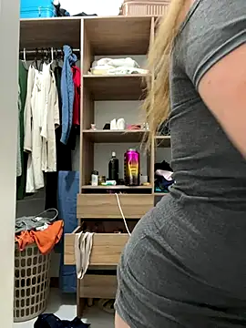 moniquerainx online show from November 7, 2:49 am