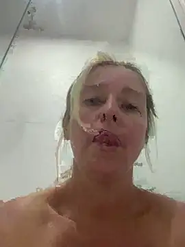 moniquerainx online show from March 7, 5:07 pm