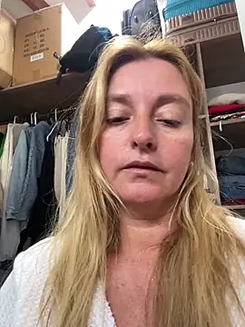 moniquerainx online show from March 15, 2:13 pm