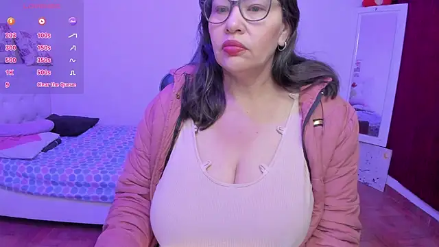 esmeralda milf online show from April 15, 1:04 pm