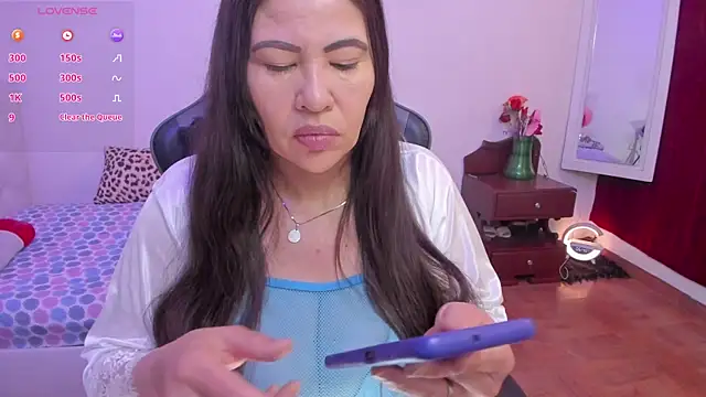 esmeralda milf online show from October 7, 11:44 am