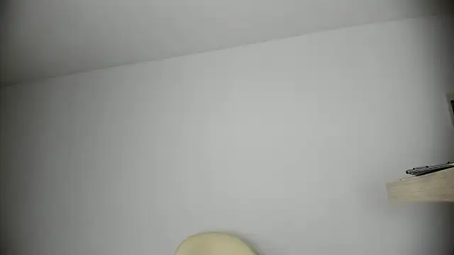 SARA TS FOX online show from January 9, 1:12 am