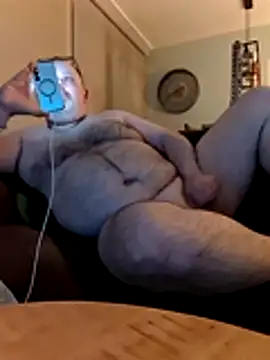 Snapshot of Bibear197511 chatting on November 14, 6:55 pm Bibear197511 online show from November 14, 6:55 pm