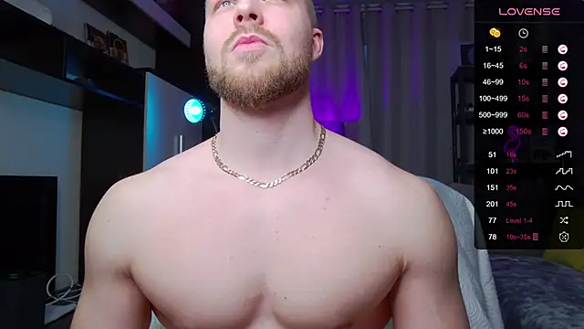 Snapshot of Chrisx_X chatting on February 4, 2:43 pm Chrisx X online show from February 4, 2:43 pm