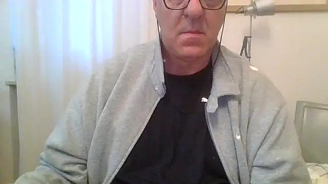 ANONIMO7735 online show from October 20, 5:20 am