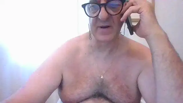 Snapshot of ANONIMO7735 chatting on July 14, 10:43 am ANONIMO7735 online show from July 14, 10:43 am