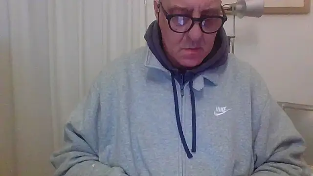 ANONIMO7735 online show from April 2, 4:57 pm