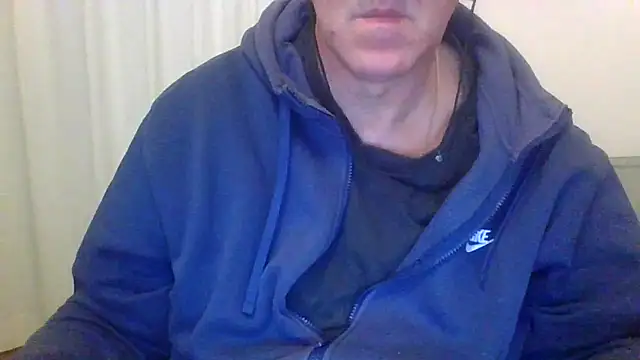 ANONIMO7735 online show from November 4, 5:50 pm