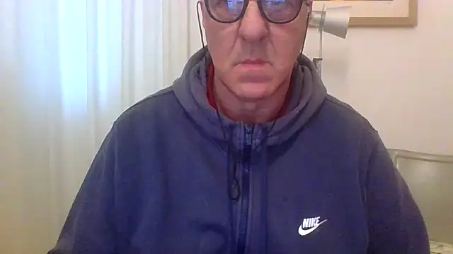 Snapshot of ANONIMO7735 chatting on April 30, 4:03 pm ANONIMO7735 online show from April 30, 4:03 pm