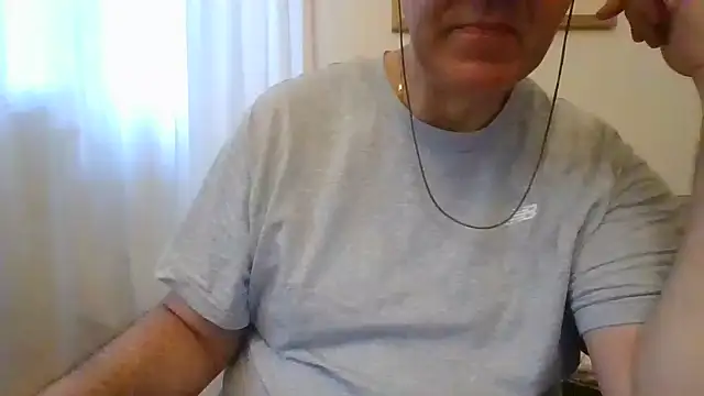 Snapshot of ANONIMO7735 chatting on June 12, 5:16 am ANONIMO7735 online show from June 12, 5:16 am
