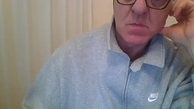 ANONIMO7735 online show from February 4, 6:47 pm