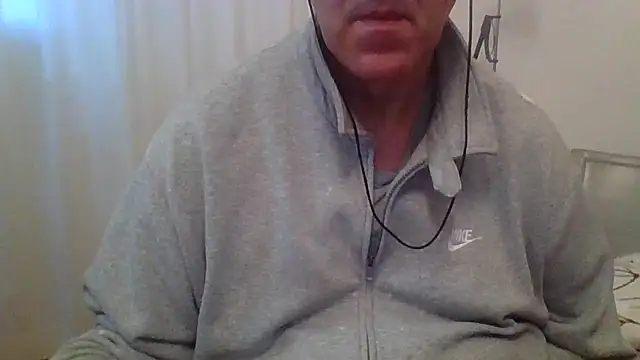 ANONIMO7735 online show from April 18, 4:59 am