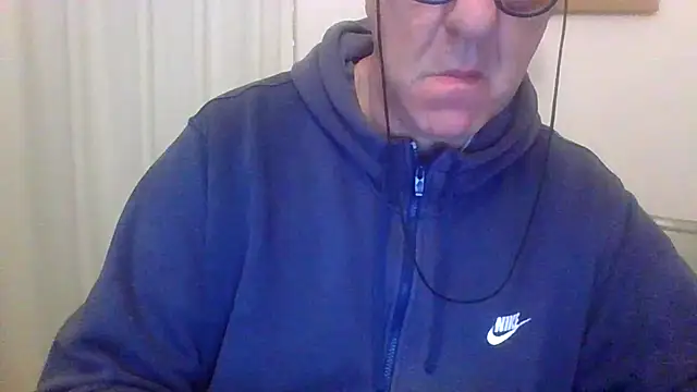 ANONIMO7735 online show from April 4, 4:19 am