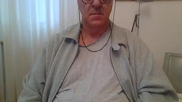 ANONIMO7735 online show from October 19, 5:32 am