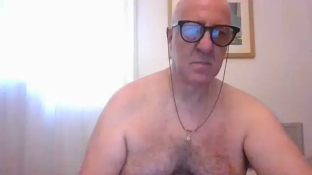 Snapshot of ANONIMO7735 chatting on June 26, 5:19 pm ANONIMO7735 online show from June 26, 5:19 pm