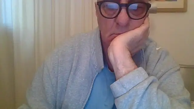 Snapshot of ANONIMO7735 chatting on April 18, 5:04 pm ANONIMO7735 online show from April 18, 5:04 pm