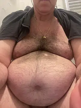 Snapshot of ANONIMO7735 chatting on June 16, 9:15 pm ANONIMO7735 online show from June 16, 9:15 pm
