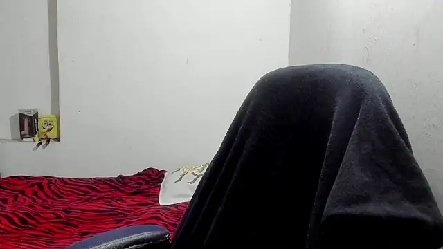 Snapshot of pink_dustt chatting on March 3, 11:45 pm pink dustt online show from March 3, 11:45 pm