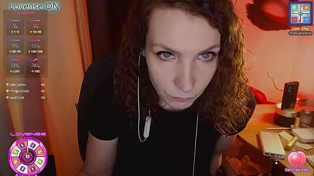 JohansonKatie online show from February 26, 4:05 pm