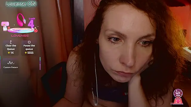 JohansonKatie online show from March 12, 9:02 am