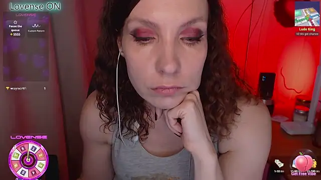 JohansonKatie online show from February 16, 1:49 pm