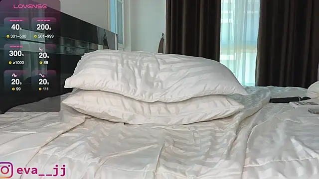 Eva JJ online show from February 8, 5:40 am